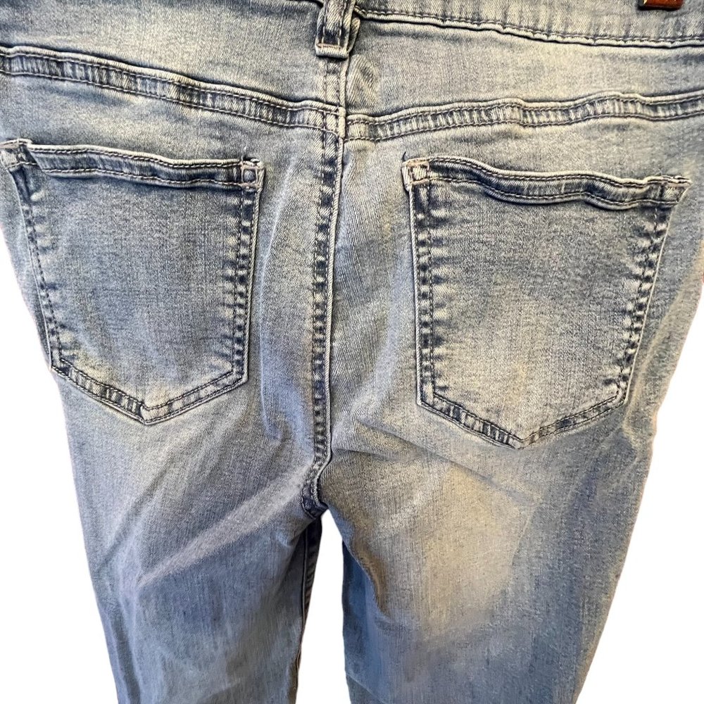 Celebrity Pink Junior Jeans Stretch Low Rise Distressed Sz 7 Waist 26 Length 28 - Picture 4 of 8